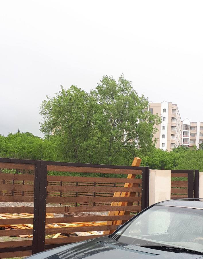 Домики У Лизы Под Ключ Pizunda Esterno foto